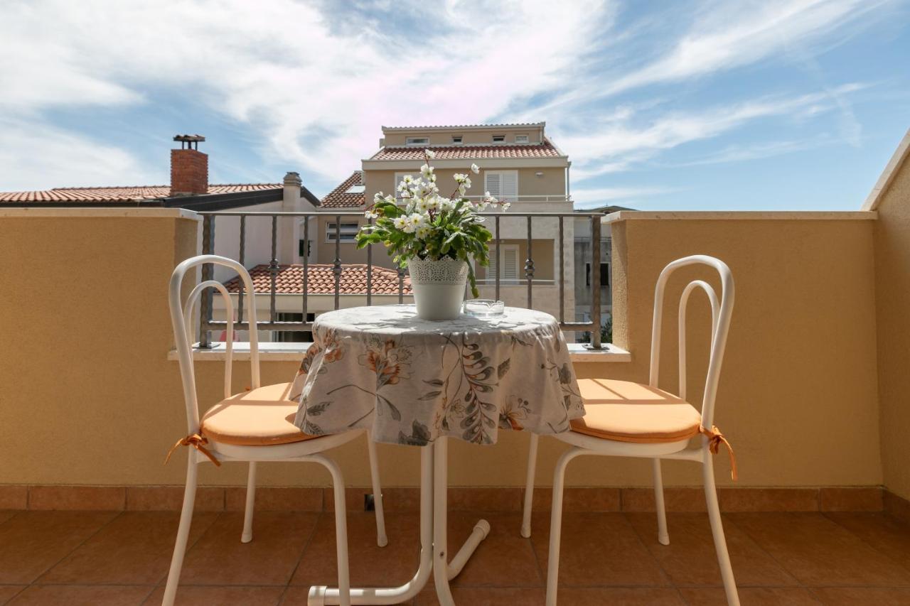 Apartments Barba Tučepi エクステリア 写真