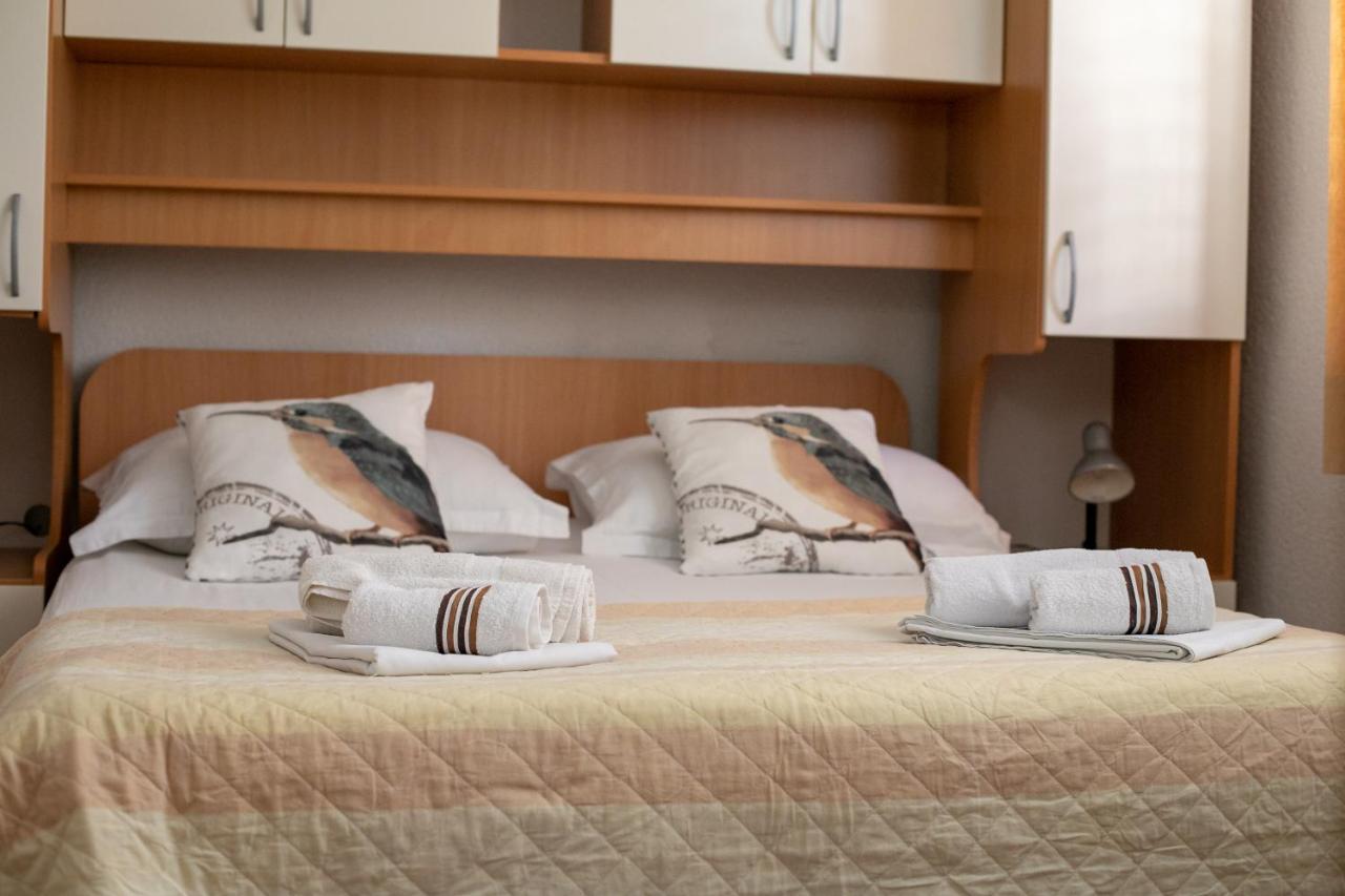 Apartments Barba Tučepi エクステリア 写真