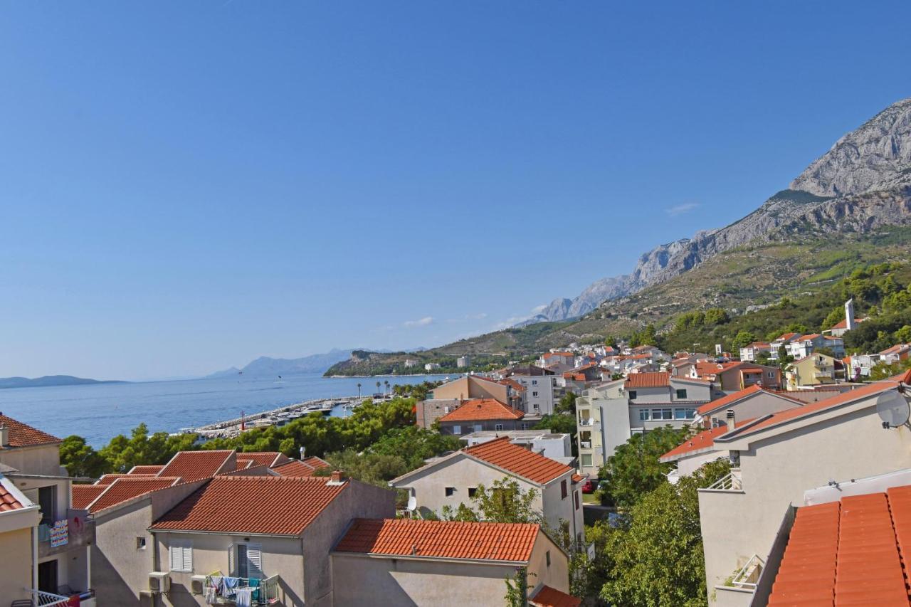 Apartments Barba Tučepi エクステリア 写真